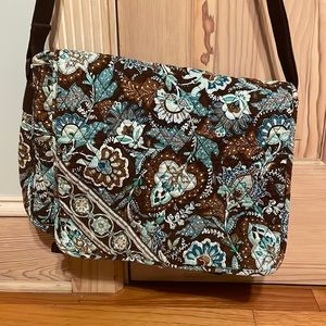 Vera Bradley messenger bag